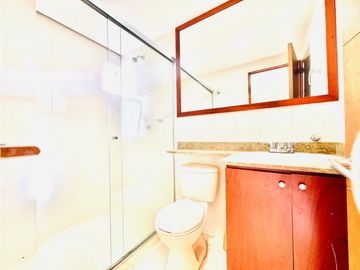 VENDO APARTAMENTO EN LAURELES