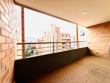 VENDO APARTAMENTO EN LAURELES