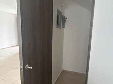 Casa con recamara en planta baja en Venta en Zibata