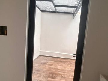 Casa con recamara en planta baja en Venta en Zibata