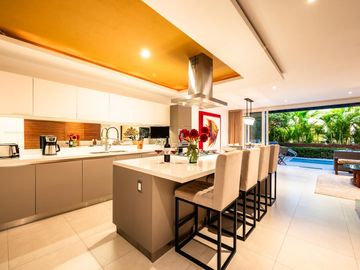Casa en Venta con Alberca Privada en Puntacala El Tigre Club de Golf Nuevo Vallarta.