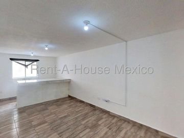Casa en  Venta en Ex rancho San Dimas San Antonio La Isla  ZG 25-3448