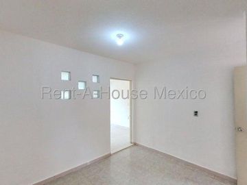 Casa en  Venta en Ex rancho San Dimas San Antonio La Isla  ZG 25-3448
