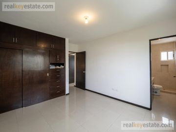 CASA EN VENTA EN PRADOS DE LA SILLA, SUR DE MONTERREY