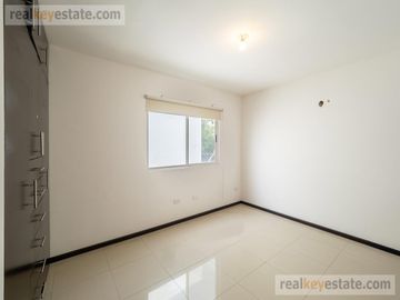 CASA EN VENTA EN PRADOS DE LA SILLA, SUR DE MONTERREY
