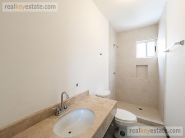 CASA EN VENTA EN PRADOS DE LA SILLA, SUR DE MONTERREY