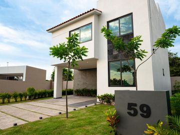 Casa de Lujo con Alberca Privada en Karakal Paradise Village, Nuevo Vallarta
