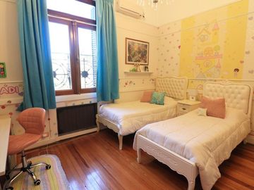 VENTA CASA OLIVOS 5 DORMITORIOS ESTILO INGLÉS