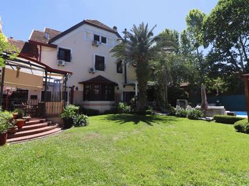 VENTA CASA OLIVOS 5 DORMITORIOS ESTILO INGLÉS