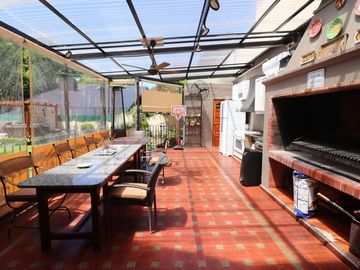 VENTA CASA OLIVOS 5 DORMITORIOS ESTILO INGLÉS
