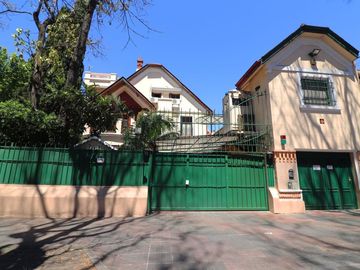 VENTA CASA OLIVOS 5 DORMITORIOS ESTILO INGLÉS
