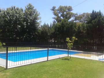 Venta casa 6 ambien. Barrio Las Glorias Benavidez.