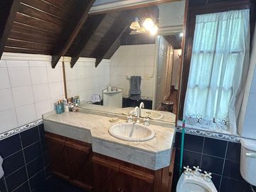 Venta casa 6 ambien. Barrio Las Glorias Benavidez.