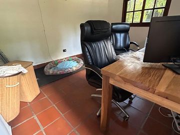 Venta casa 6 ambien. Barrio Las Glorias Benavidez.