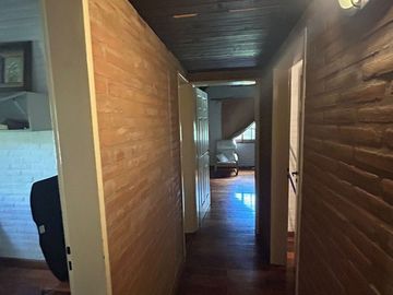 Venta casa 6 ambien. Barrio Las Glorias Benavidez.
