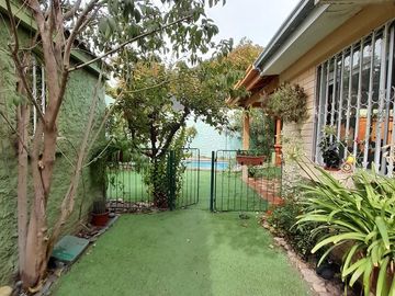 Casa en Venta en Pasaje Auco 1568
