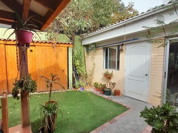 Casa en Venta en Pasaje Auco 1568