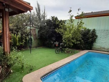 Casa en Venta en Pasaje Auco 1568