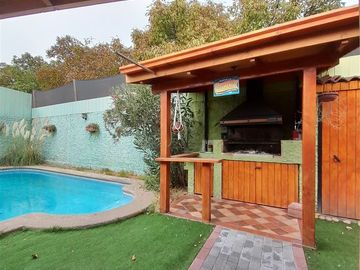 Casa en Venta en Pasaje Auco 1568