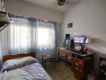 CASA EN VENTA MARTINEZ CON PILETA