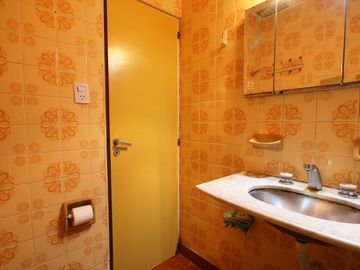 CASA EN VENTA MARTINEZ CON PILETA