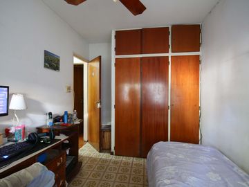 CASA EN VENTA MARTINEZ CON PILETA