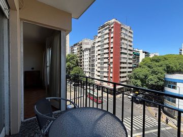 VENTA DEPARTAMENTO 4 AMBIENTES BALCON CABALLITO