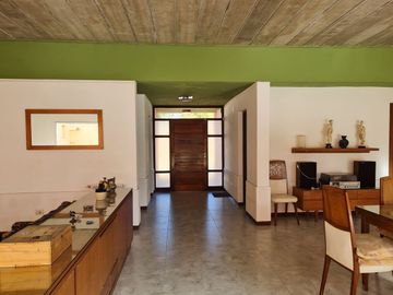 VENTA CASA 4 Amb GRAL LAS HERAS 1400m2- Toma depto