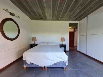 VENTA CASA 4 Amb GRAL LAS HERAS 1400m2- Toma depto