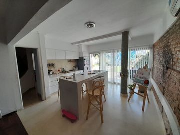 Casa en venta La Plata 4 dormitorios con pileta