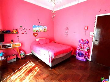 Casa en venta La Plata 4 dormitorios con pileta