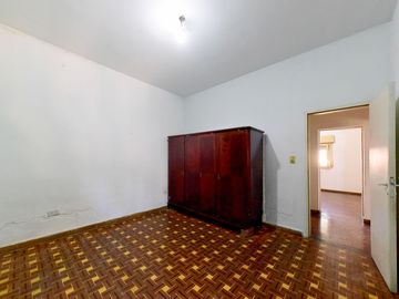 VENTA CASA 3 AMB  RAMOS MEJÍA PATIO TERRAZA PLANO