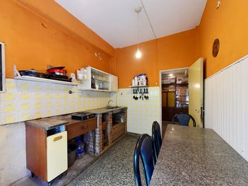 VENTA CASA 3 AMB  RAMOS MEJÍA PATIO TERRAZA PLANO