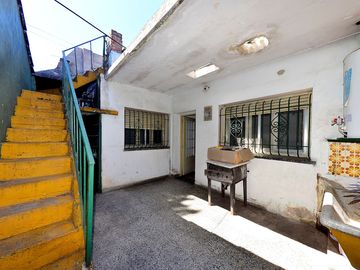 VENTA CASA 3 AMB  RAMOS MEJÍA PATIO TERRAZA PLANO
