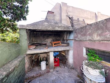 VENTA CASA 3 AMB  RAMOS MEJÍA PATIO TERRAZA PLANO