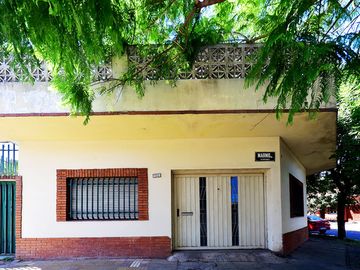 VENTA CASA 3 AMB  RAMOS MEJÍA PATIO TERRAZA PLANO