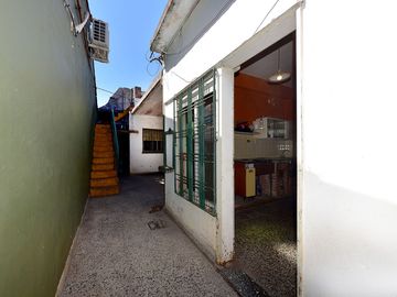 VENTA CASA 3 AMB  RAMOS MEJÍA PATIO TERRAZA PLANO