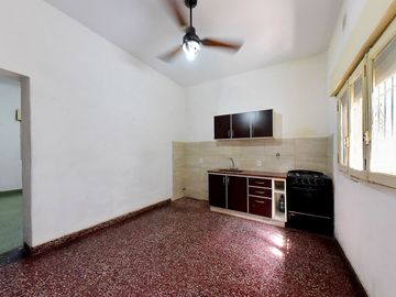 VENTA CASA 3 AMB  RAMOS MEJÍA PATIO TERRAZA PLANO