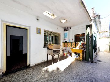 VENTA CASA 3 AMB  RAMOS MEJÍA PATIO TERRAZA PLANO
