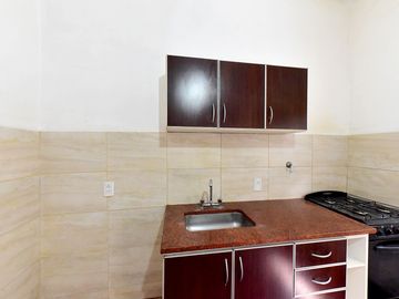 VENTA CASA 3 AMB  RAMOS MEJÍA PATIO TERRAZA PLANO