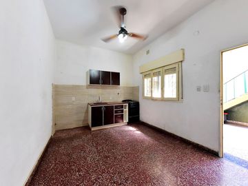 VENTA CASA 3 AMB  RAMOS MEJÍA PATIO TERRAZA PLANO