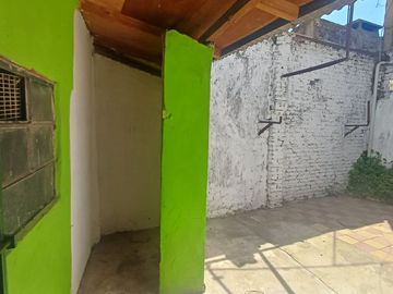 VENTA CASA 5 AMB C/ COCHERA RAFAEL CALZADA