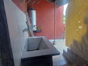 VENTA CASA 5 AMB C/ COCHERA RAFAEL CALZADA