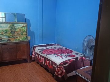 VENTA CASA 5 AMB C/ COCHERA RAFAEL CALZADA