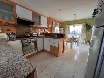 PENT HOUSE (11 y 12) 276 M2 5 AMB 2 COCH.LANUSITA