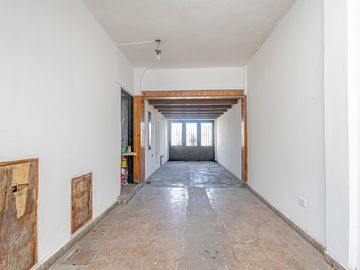 VENTA CASA  MULTIFAMILIAR  6 AMB.  APTA CREDITO
