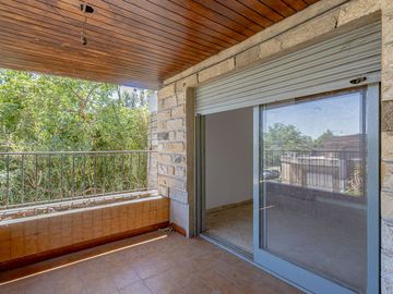 VENTA CASA  MULTIFAMILIAR  6 AMB.  APTA CREDITO