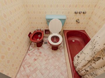 VENTA CASA  MULTIFAMILIAR  6 AMB.  APTA CREDITO