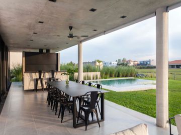 VENTA CASA MODERNA HORMIGON EN TERRAVISTA