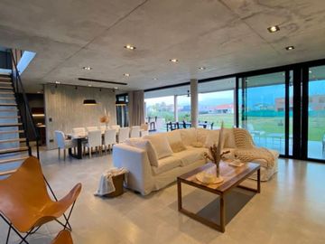 VENTA CASA MODERNA HORMIGON EN TERRAVISTA